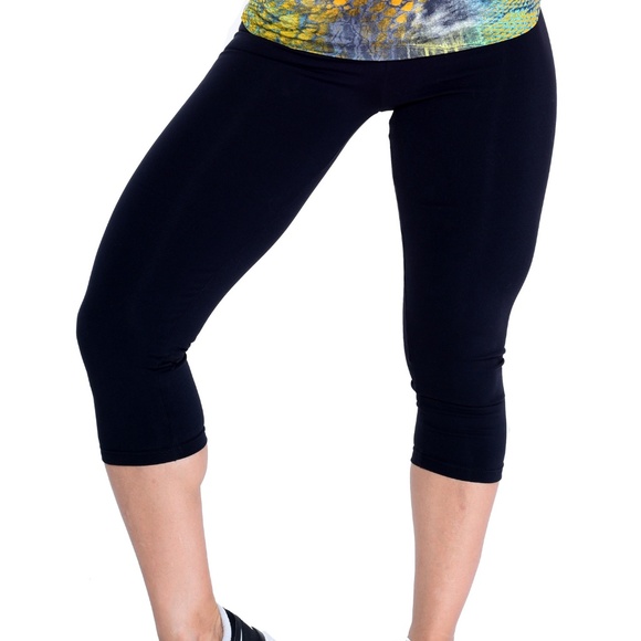 New Compression Capri with Animal Foldover Waist - Picture 6 of 6